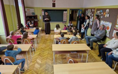 Fra Siniša Pucić posjetio školu